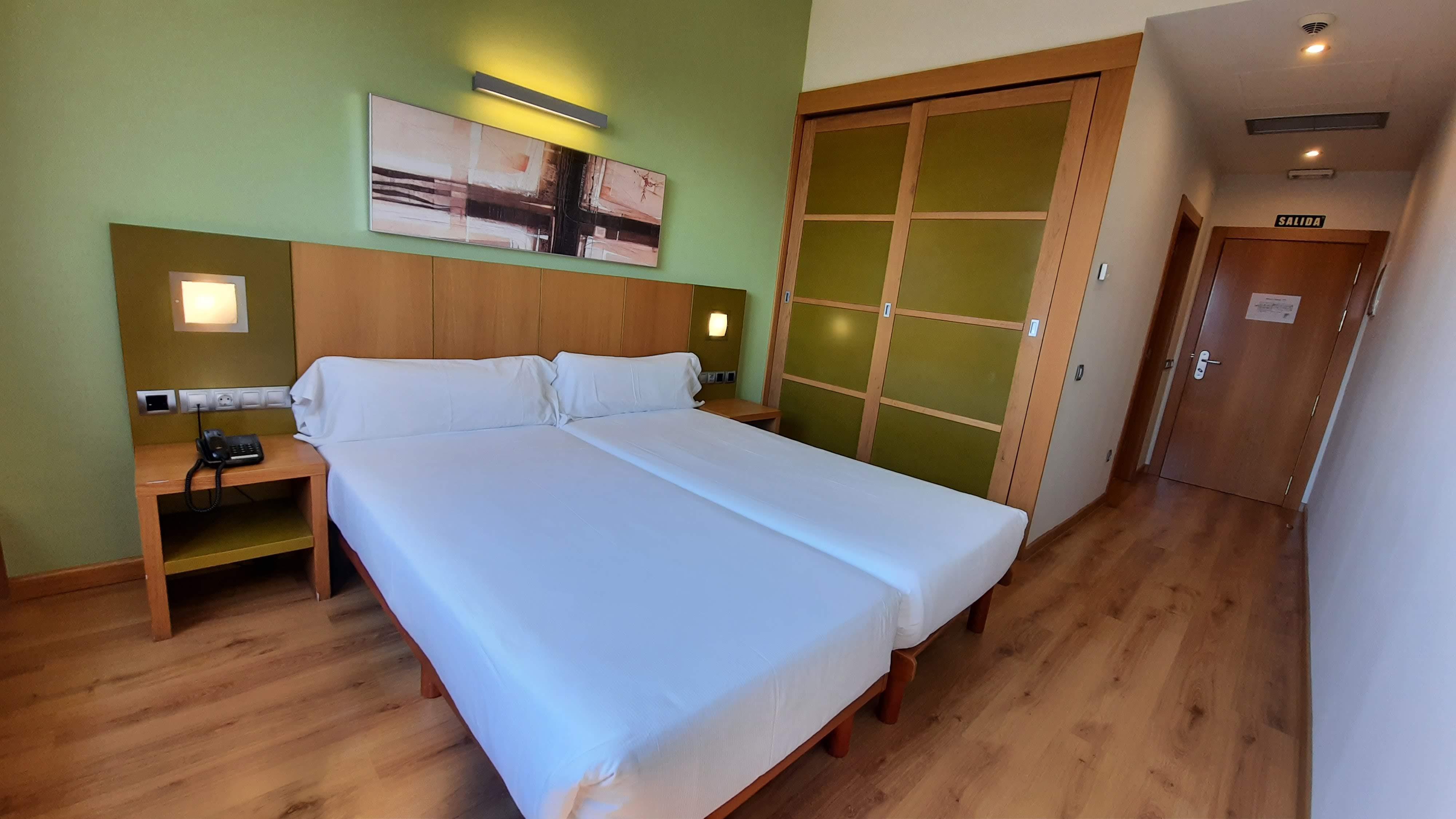 Hotel La Borona Gijón Buitenkant foto