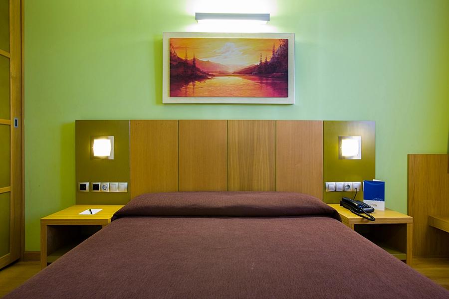 Hotel La Borona Gijón Buitenkant foto