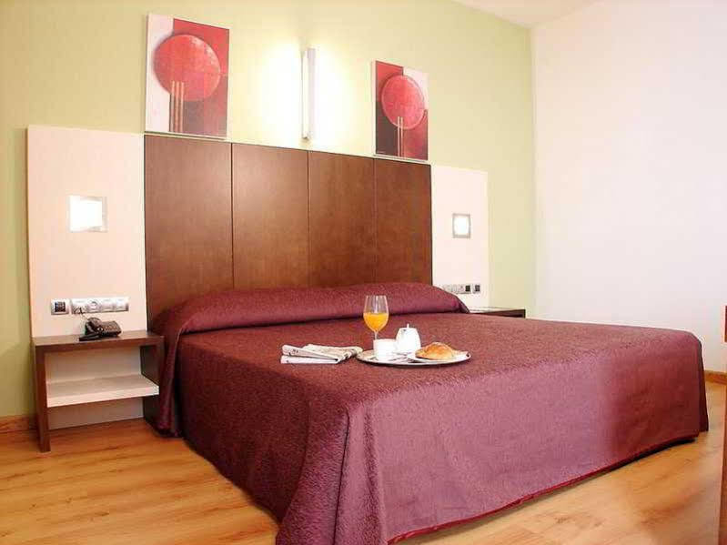 Hotel La Borona Gijón Buitenkant foto