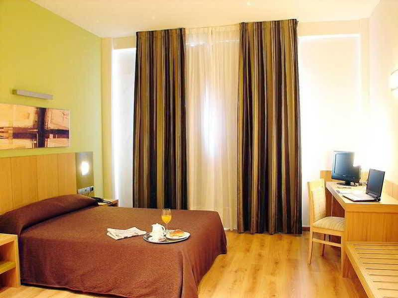 Hotel La Borona Gijón Buitenkant foto